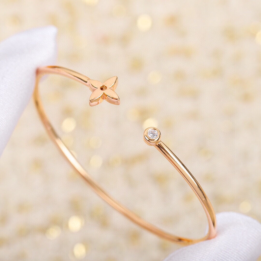 Simple blossom