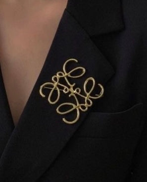 Broches