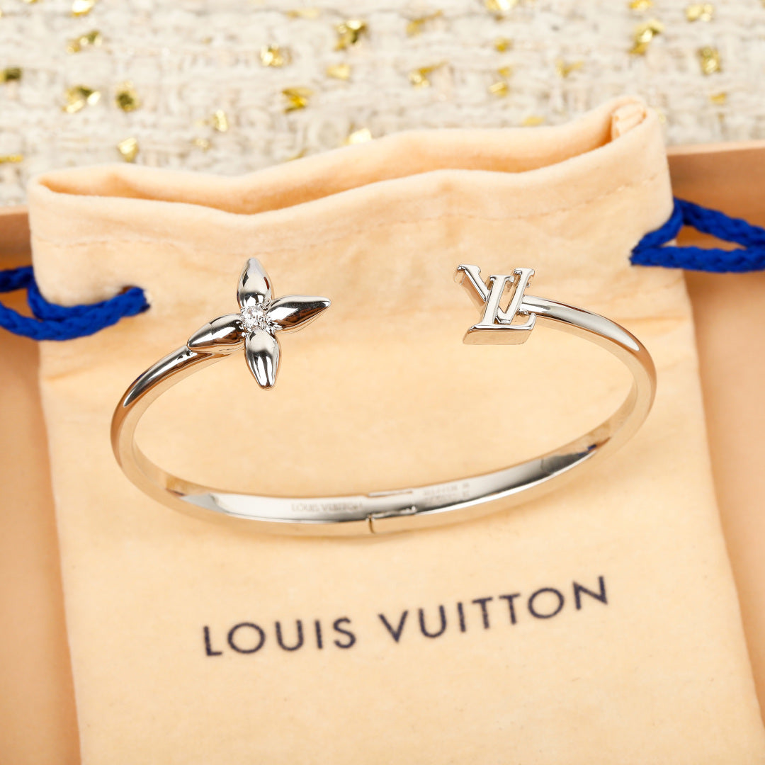 Star LV silver